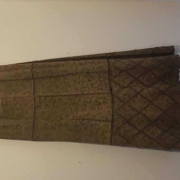 Elegant Army Green Leather Maxi Skirt Size 8 - Picture 3 of 6